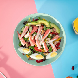 Receta de ensalada de palitos de cangrejo.
