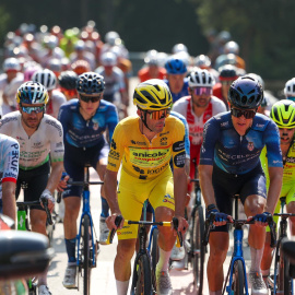Ciclistas en la octava etapa de la Volta a Portugal.