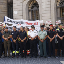 Familiares, víctimas y representantes de las instituciones se concentraron en Barcelona para conmemorar el noveno aniversario de los atentados del 17-A