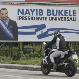 EuropaPress_7724031_valla_publicitaria_nayib_bukele_21_agosto_2026_oviedo_asturias_espana