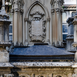 Tumba de los Marqueses de Urquijo en el cementerio de San Justo, a 20 de octubre de 2023, en Madrid.