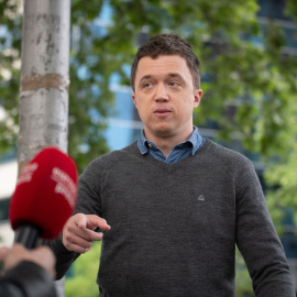 El exportavoz de Sumar, Íñigo Errejón, a su llegada a los juzgados de Plaza de Castilla, a 24 de abril de 2026.