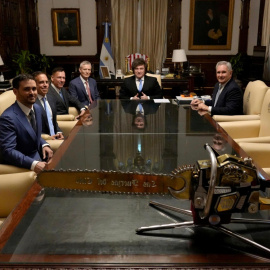 Reunión de Peter Thiel y Javier Milei, presidente de Argentina, en el palacio presidencial este mes de abril.