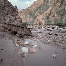 Los daños tras las inundaciones repentinas en el Parque Nacional del Gran Cañón.