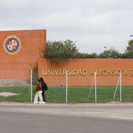 Fachada de la Universidad Alfonso X el Sabio, en Madrid.