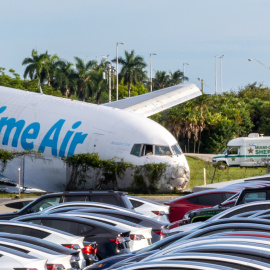Un avión de Amazon Prime se estrella en el aeropuerto de Miami, a 6 de septiembre de 2026.