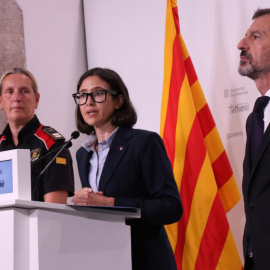 La consellera d'Interior, Núria Parlon, en una roda de premsa d'aquest dimecres, 9 de setembre, al costat dels nous responsables dels Mossos. 09/09/2026