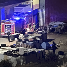 Incendio en los campamentos de inmigrantes de las naves del Tarajal, a 10 de septiembre de 2026, en Ceuta.