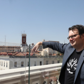 Imagen de Brandon Sanderson durante una visita promocional a Madrid.