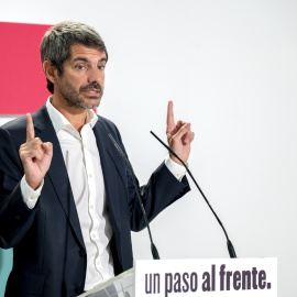 El ministro de Cultura y portavoz de Comuns, Ernest Urtasun, durante una rueda de prensa del espacio de Sumar.