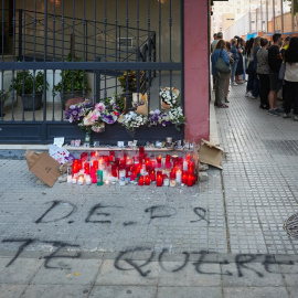 Concentración celebrada a 17 de octubre de 2025, en Sevilla, por el suicidio de una alumna en el colegio Irlandesas Loreto.
