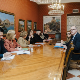 Reunión de la comisión municipal sobre las viviendas de protección del Ayuntamiento de Alacant, en una imagen de archivo.
