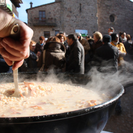 Una cassola de fesols de Santa Pau a la Fira del Fesol de Santa Pau