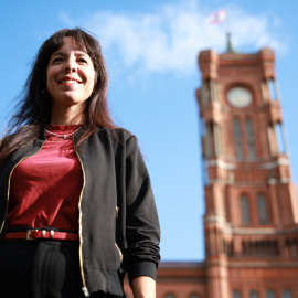 La abogada laboralista y cabeza de lista de Die Linke Elif Eralp.