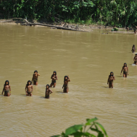 El pueblo Mashco Piro, en la Amazonía peruana en frontera con Brasil.