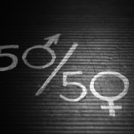 women-2196594_1280