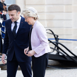 Macron y Von der Leyen, el pasado 17 de febrero en París. DPA vía Europa Press