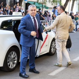 Santos Cerdán, a su llegada a declarar en el Tribunal Supremo la mañana de este lunes.Jesús Hellín / Europa Press