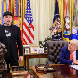 Elon Musk, asesor multimillonario tecnológico, junto a Donald Trump.Molly Riley/White House/dpa/Europa Press