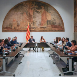 Una imatge de la cimera de partits sobre educació celebrada aquest divendres, 25 de setembre, al Palau de la Generalitat. 25/09/2026