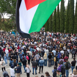 EuropaPress_5960878_decenas_personas_concentracion_solidaridad_pueblo_palestino_campus_ciudad