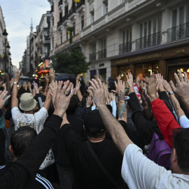Protesta en la Puerta del Sol tras el rechazo en votación de los dos decretos sobre vivienda.