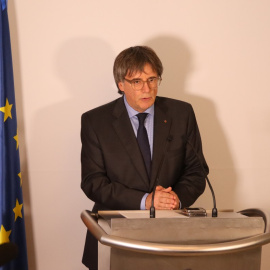 L'expresident del Govern Carles Puigdemont en la compareixença d'aquest dimarts a Bèlgica per valorar la sentència del TC sobre l'amnistia. 06/10/2026
