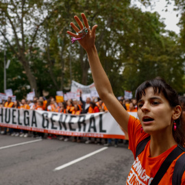 Manifestación convocada por el Sindicato de Inquilinas para denunciar la caída de los decretos de la vivienda, mientras llama a la huelga general, a 3 de octubre de 2023.