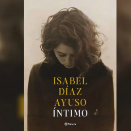 Portada de 'Íntimo', el libro de Ayuso.