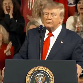 Donald Trump durante su mitin en Tennesse.