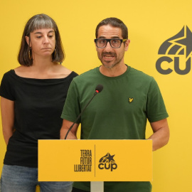 Su Moreno i Non Casadevall en la roda de premsa de la CUP d'aquest dilluns, 12 d'octubre, per confirmar que la formació no participarà a les generals del 29-N. 12/10/2026