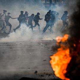 Manifestantes en la Plaza de la República de París