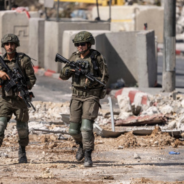 Soldados israelíes en Hebrón, este sábado.