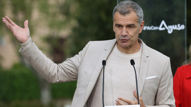 Toni Cantó, limpia, grima y da alcanfor | Público