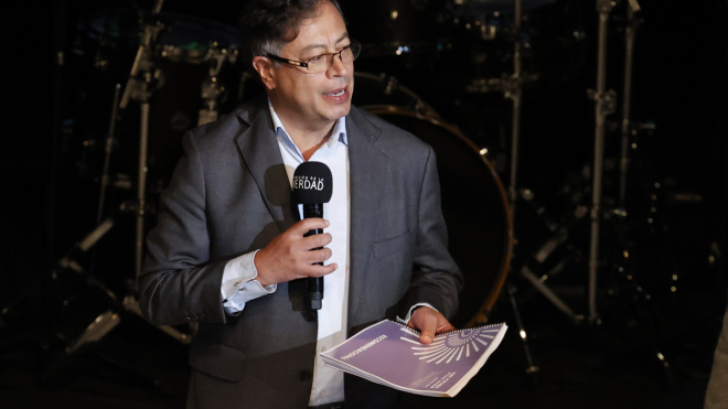 Gustavo Petro afronta el difícil reto de conseguir la "paz total" para ...