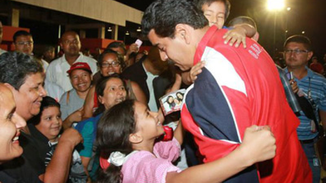 Nicolás Maduro: "Hugo Chávez tiene una fortaleza superior" | Público