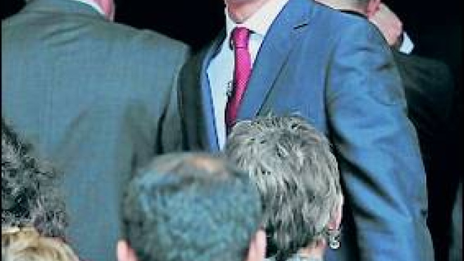 Miliband da el pistoletazo a la carrera laborista | Público