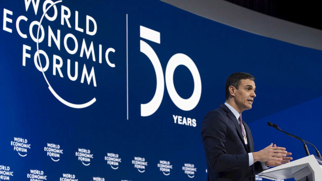 Pedro Sánchez defiende en Davos una "justicia fiscal" que redistribuya la riqueza