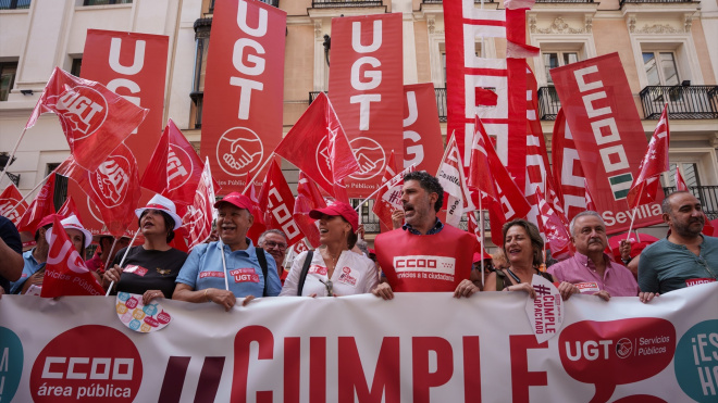 El Gobierno eleva al 11% su oferta de subida salarial a los ...