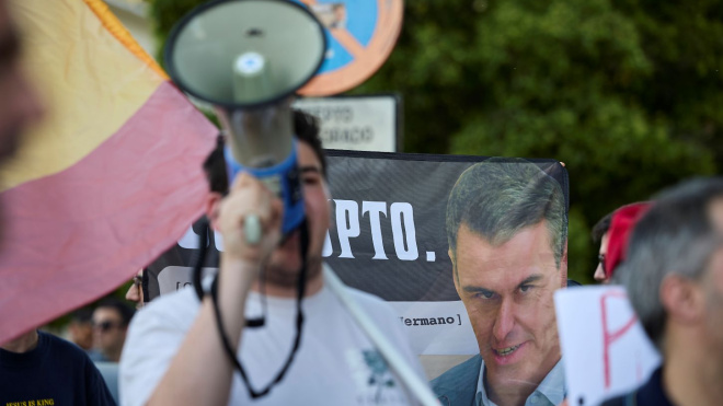 #HazteOír | "Una ocasión histórica": el lobby de extrema derecha busca interferir en la negociación del próximo gobierno de Aragón

✍️ Por @danialri