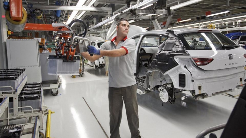 Cadena de montaje de Seat, filial de Volkswagen, en Martorell (Barcelona).