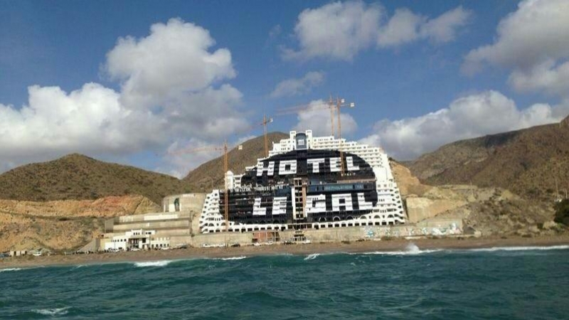 El hotel de El Algarrobico, en Carboneras (Almería). E.P.