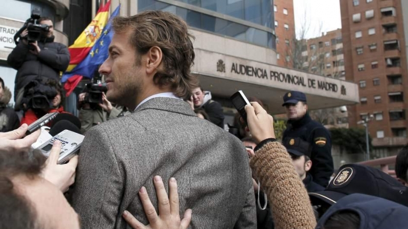 El entonces portavoz de la Unión Sindical de Controladores Aéreos (USCA), César Cabo, en la Audiencia Provincial de Madrid en 2010.- EFE