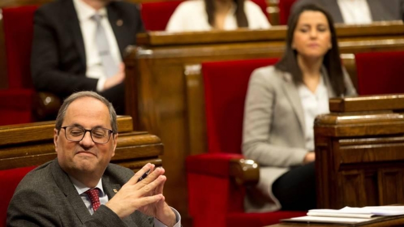 Imagen de archivo del presidente de la Generalitat, Quim Torra, junto a la líder de Ciudadanos, Inés Arrimadas. EFE