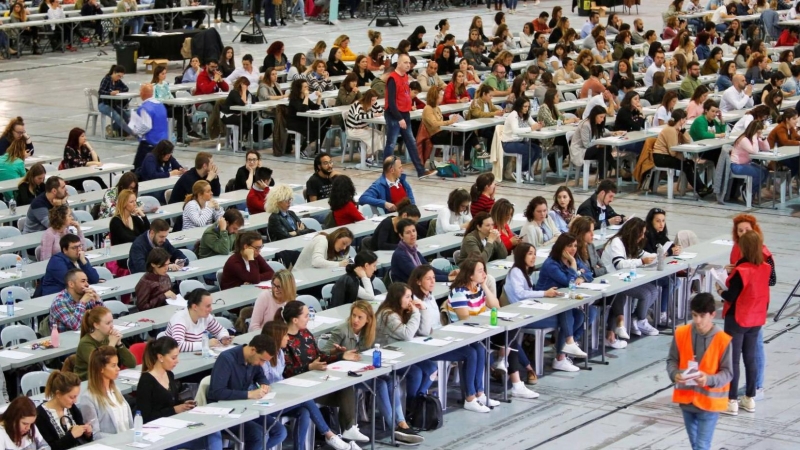 Oposiciones de Enfermería celebradas este domingo. / EFE