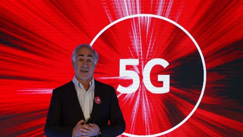 El presidente de Vodafone España, Antonio Coimbra, durante la presentación de los servicios 5G de la compañía en España. EFE/Paco Campos