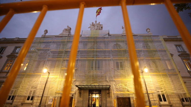 14/10/2019.- Vista de la fachada del Tribunal Supremo que tiene previsto hacer pública la sentencia del 'procés'. / EFE - JAVIER LIZÓN