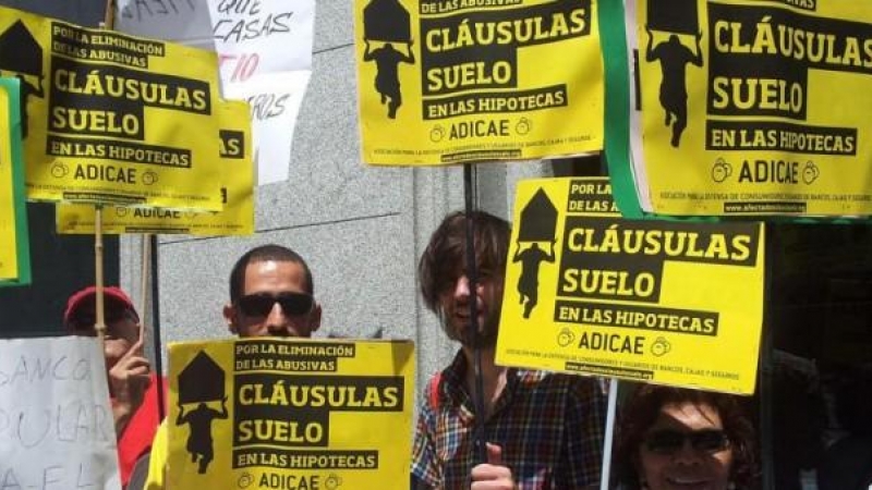 Una protesta contra las cláusulas suelo abusivas. EFE/Archivo.