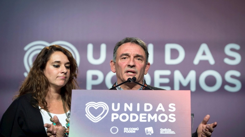El candidato al congreso de Unidas Podemos, Enrique Santiago,comparece ante los medios en el Espacio Harley de Madrid. EFE / Luca Piergiovanni.