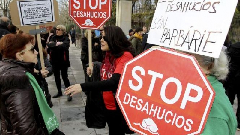 Imagen de una protesta contra los desahucios /EFE